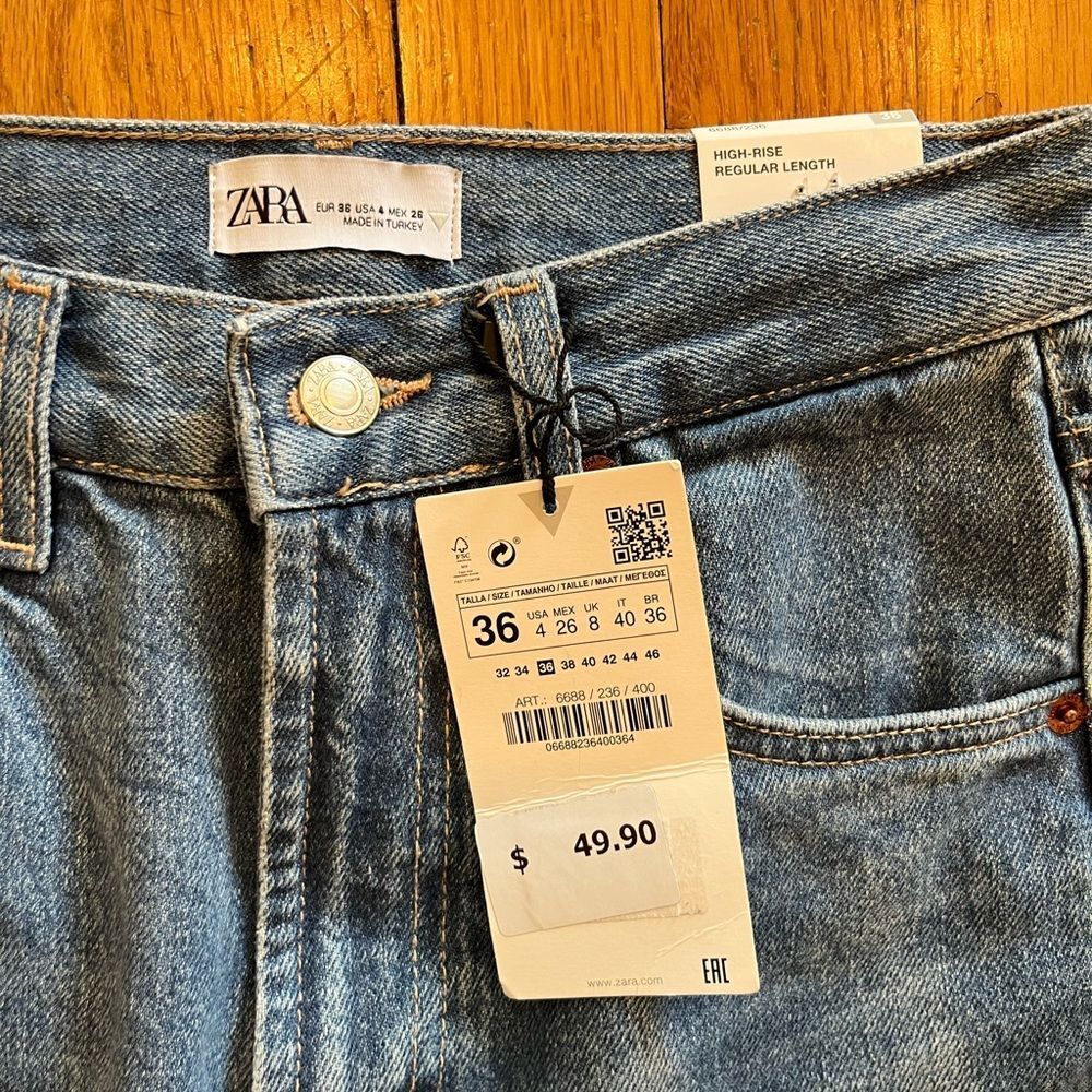Zara straight fit NWT Classic Blue Denim Jeans women’s size 4 - Picture 2 of 6